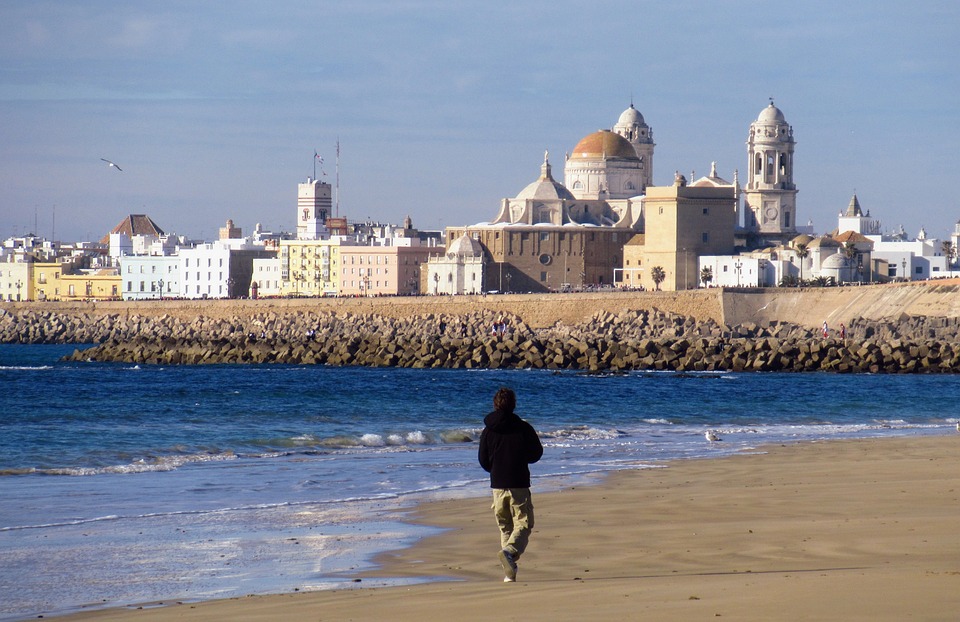 The Vibrant Costa del Azahar: Where Colorful Culture Meets Stunning Scenery
