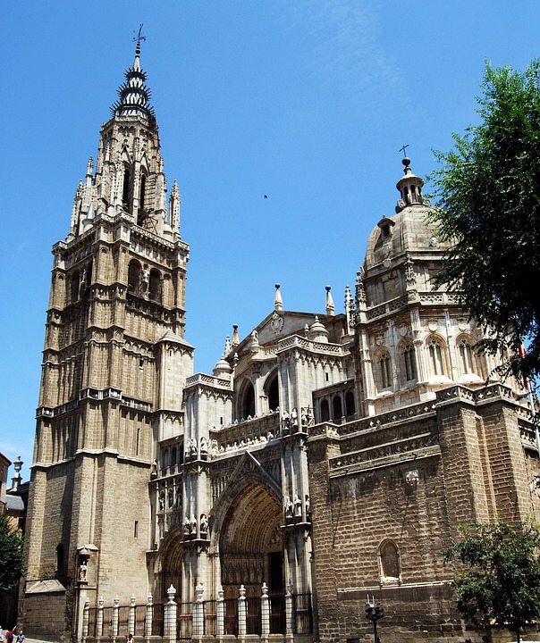 Toledo's Festivals: Immersing in Traditional Celebrations in Spain