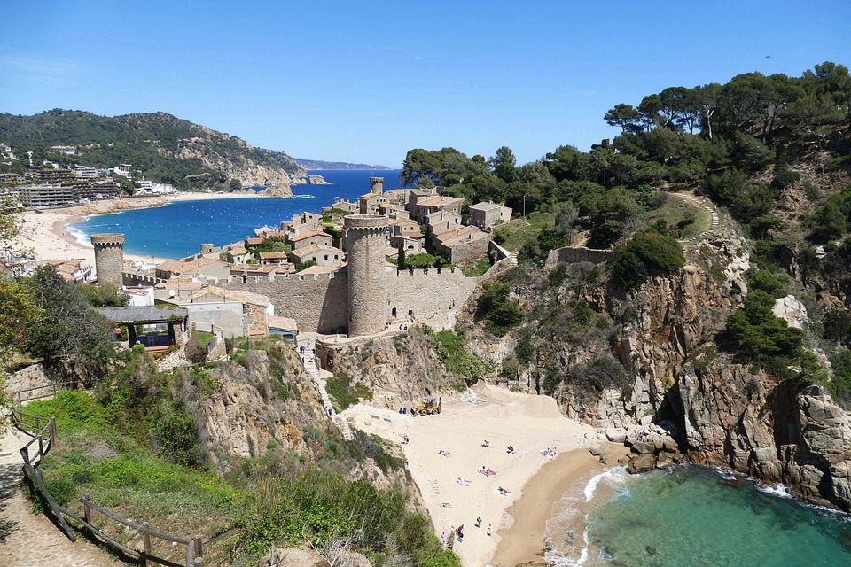 Palamos: A Haven for Water Sports Enthusiasts