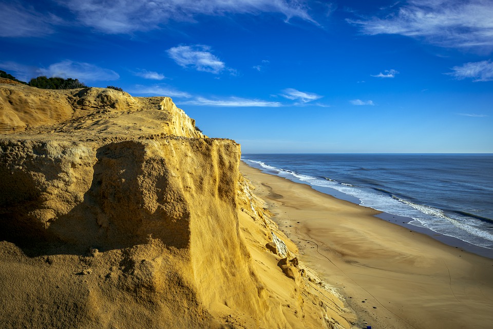 From Sun-kissed Beaches to Exquisite Cuisine: Experience the Best of Alcossebre
