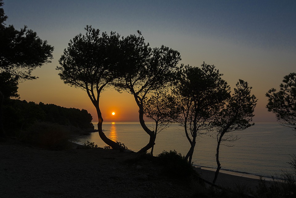 Costa del Azahar: Sun, Sea, and Unforgettable Experiences Await