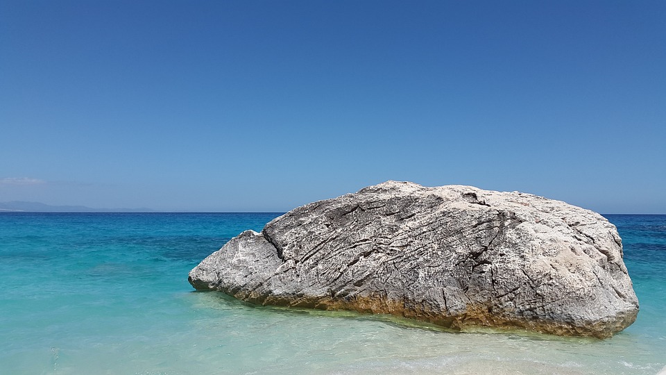 Puerto de Mazarrón: The Perfect Destination for Water Sports Enthusiasts