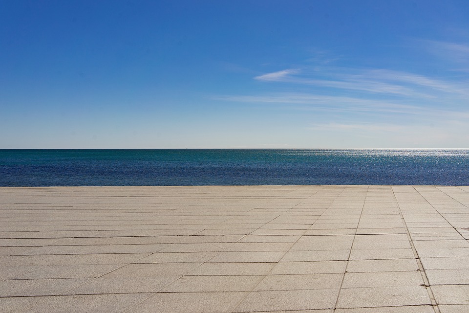 Calafell: An Idyllic Destination for Beach Lovers and History Enthusiasts