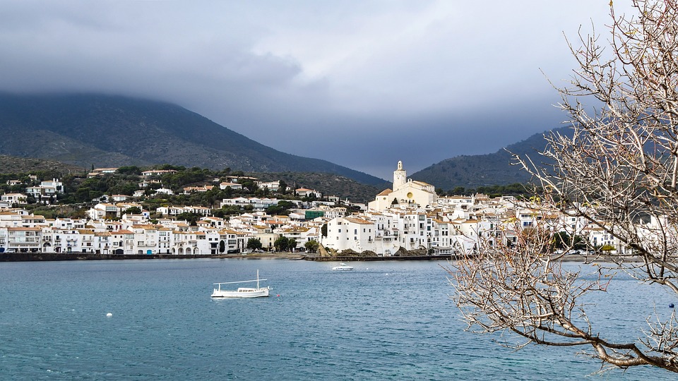 A Journey to Cadaqués: Exploring the Quaint Beauty of the Costa Brava