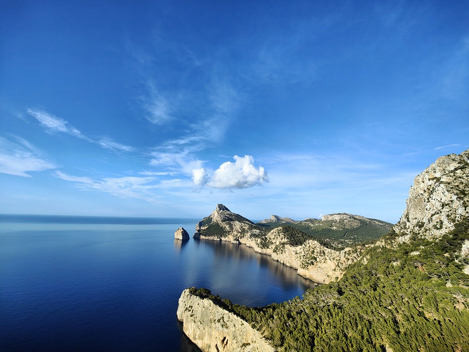 Gavà: The Perfect Destination for Beach Bums and History Buffs