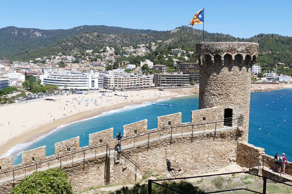 Escape to Costa Brava: Where Sun, Sea, and Culture Converge