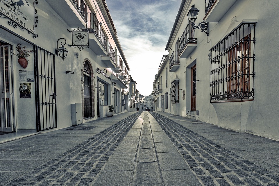 Family Fun in Puerto de Mazarrón: Exploring the Top Attractions for Kids