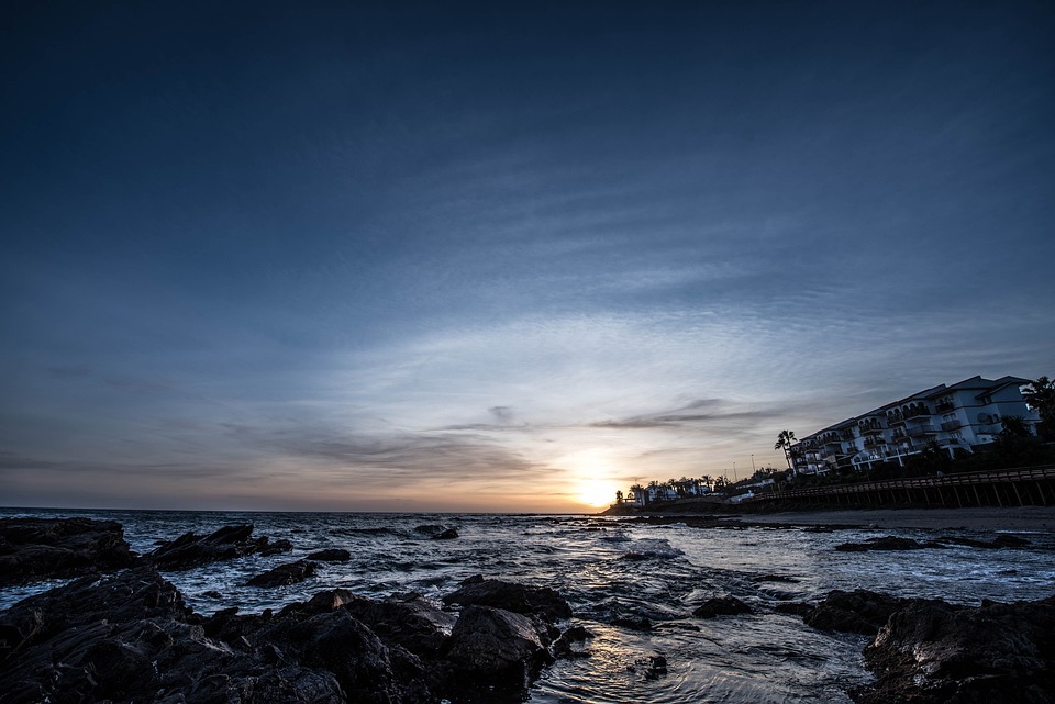 A Blend of Nature and Adventure: The Outdoor Activities You Must Try in Benalmádena