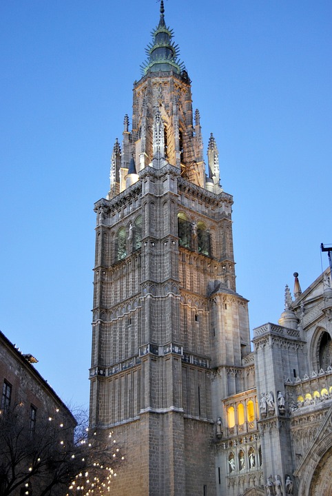 Unravel the Secrets of Pamplona: From Hemingway to Hidden Gems