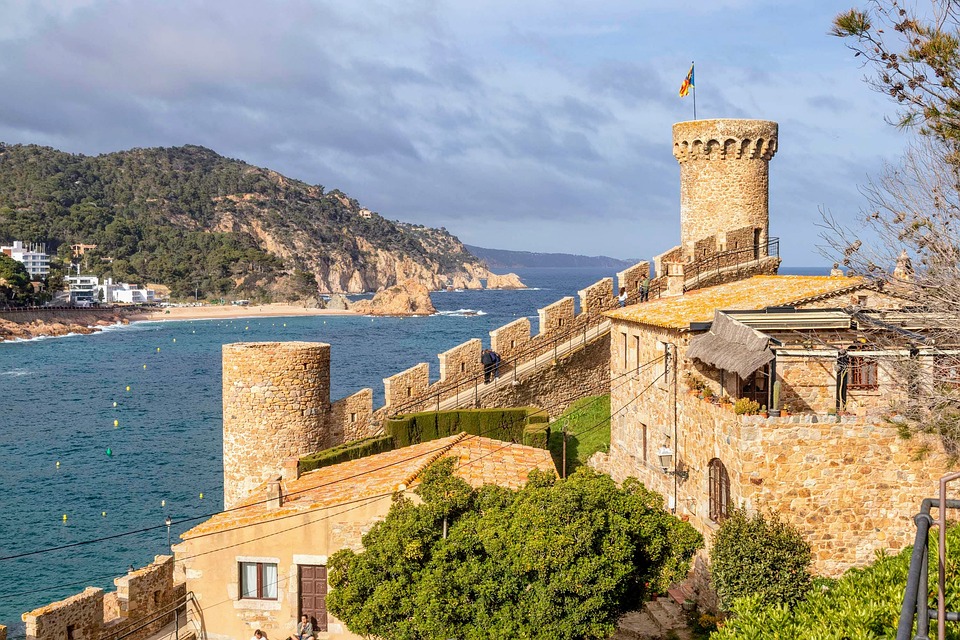 Cadaqués: Where Nature and Art Collide