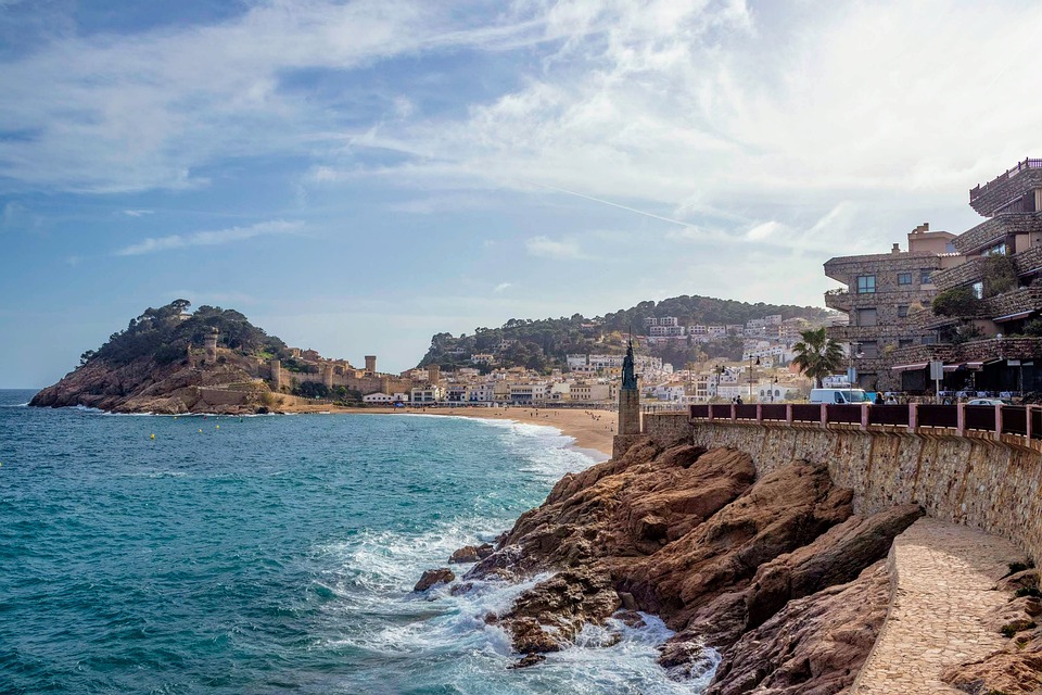 Costa Brava: Spain's Coastal Gem for Outdoor Activities and Thrill-seekers